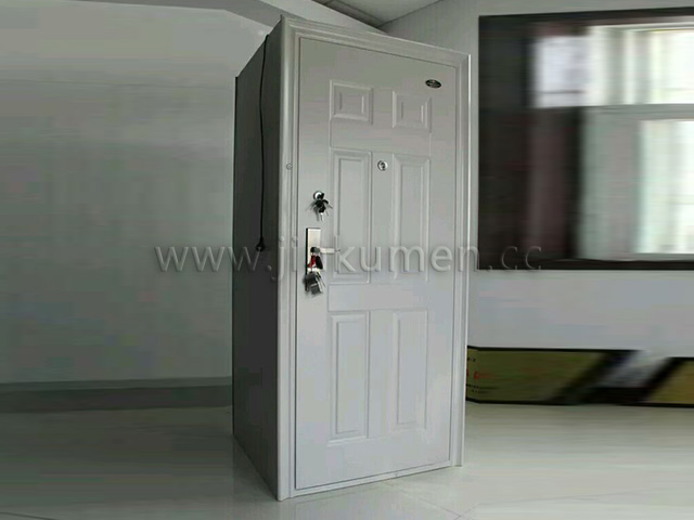 T13